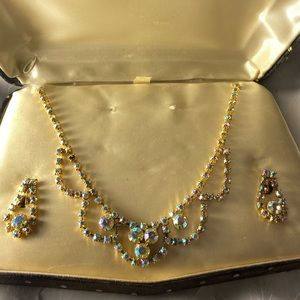 Vintage Jewels by estrella  necklace earring Set 50s 1960s rhinestone SET retro